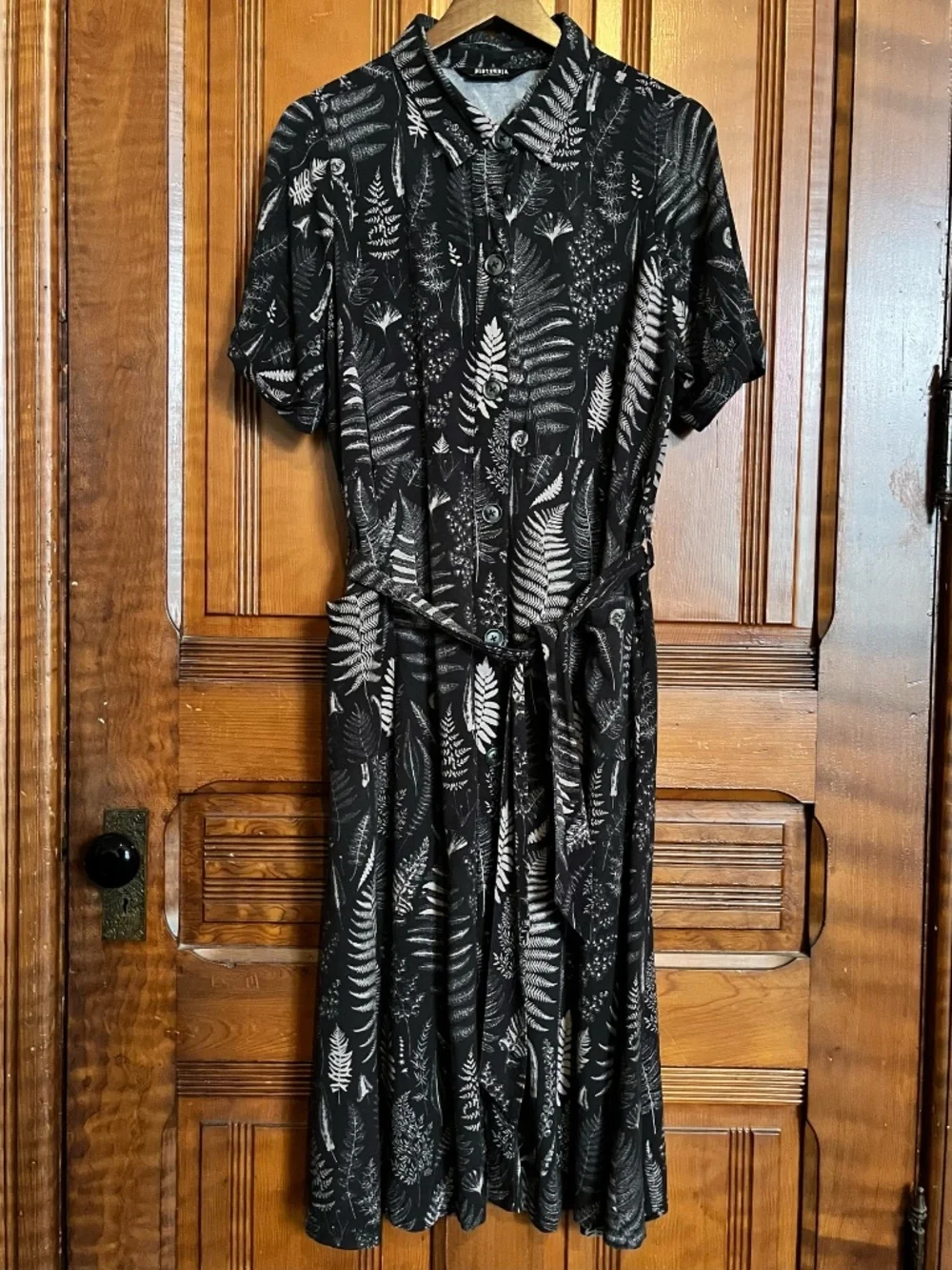 Maidenhair Midi Short Sleeve Shirt Dress - 10 Tall - fern frond illustrations - Picture 7 of 11